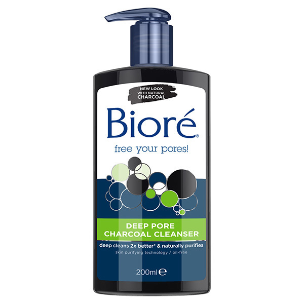 Biore Charcoal Cleanser 200ml