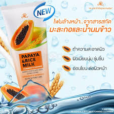 Papaya &  Rice Milk Foaming face wash