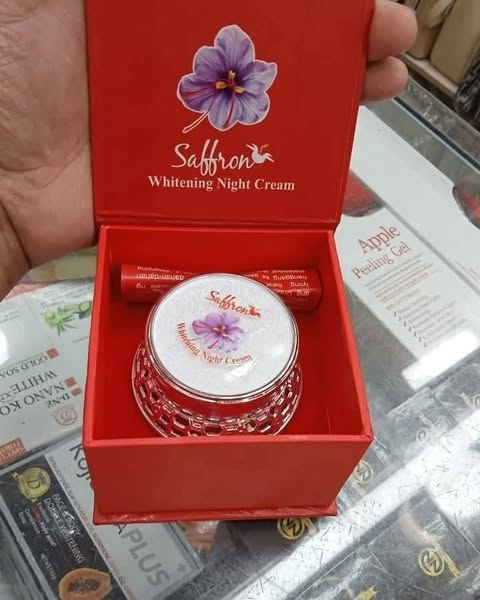 GT Cosmetics manufacturing Inc. Saffron whitening night cream GT Cosmetics manufacturing Inc. Saffron whitening night cream